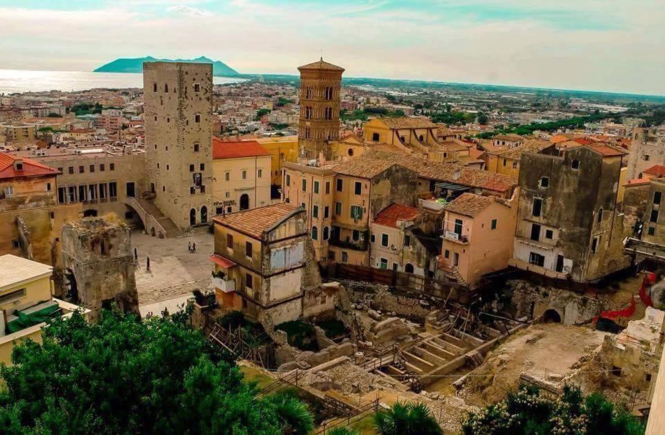 Apartament Casa Vitelli - Centro Storico A Due Passi Da Tutto Terracina Zewnętrze zdjęcie