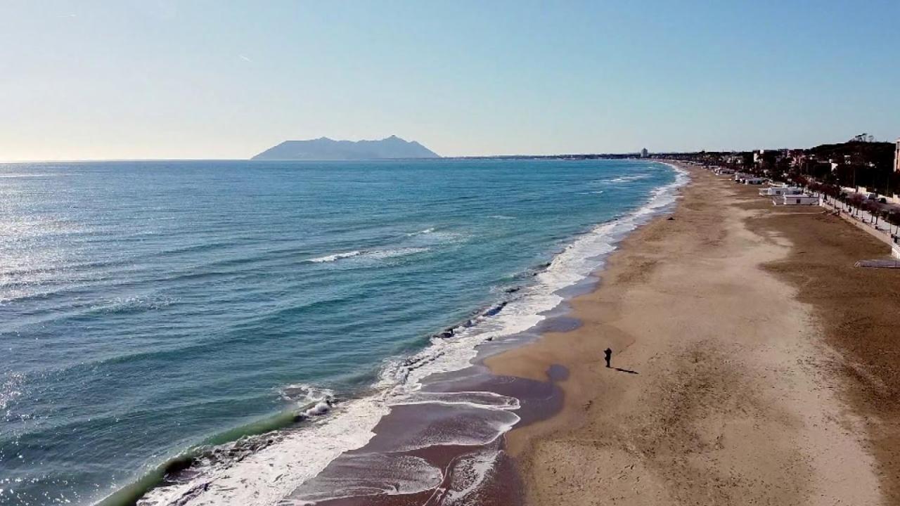 Apartament Casa Vitelli - Centro Storico A Due Passi Da Tutto Terracina Zewnętrze zdjęcie